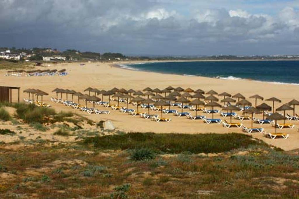 Maray Near Porto De Mos And Dona Ana