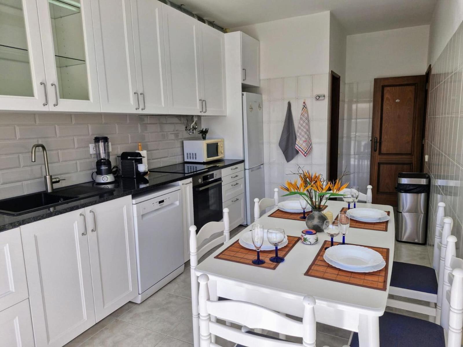 Apartamento Maray Near Porto De Mos And Dona Ana *